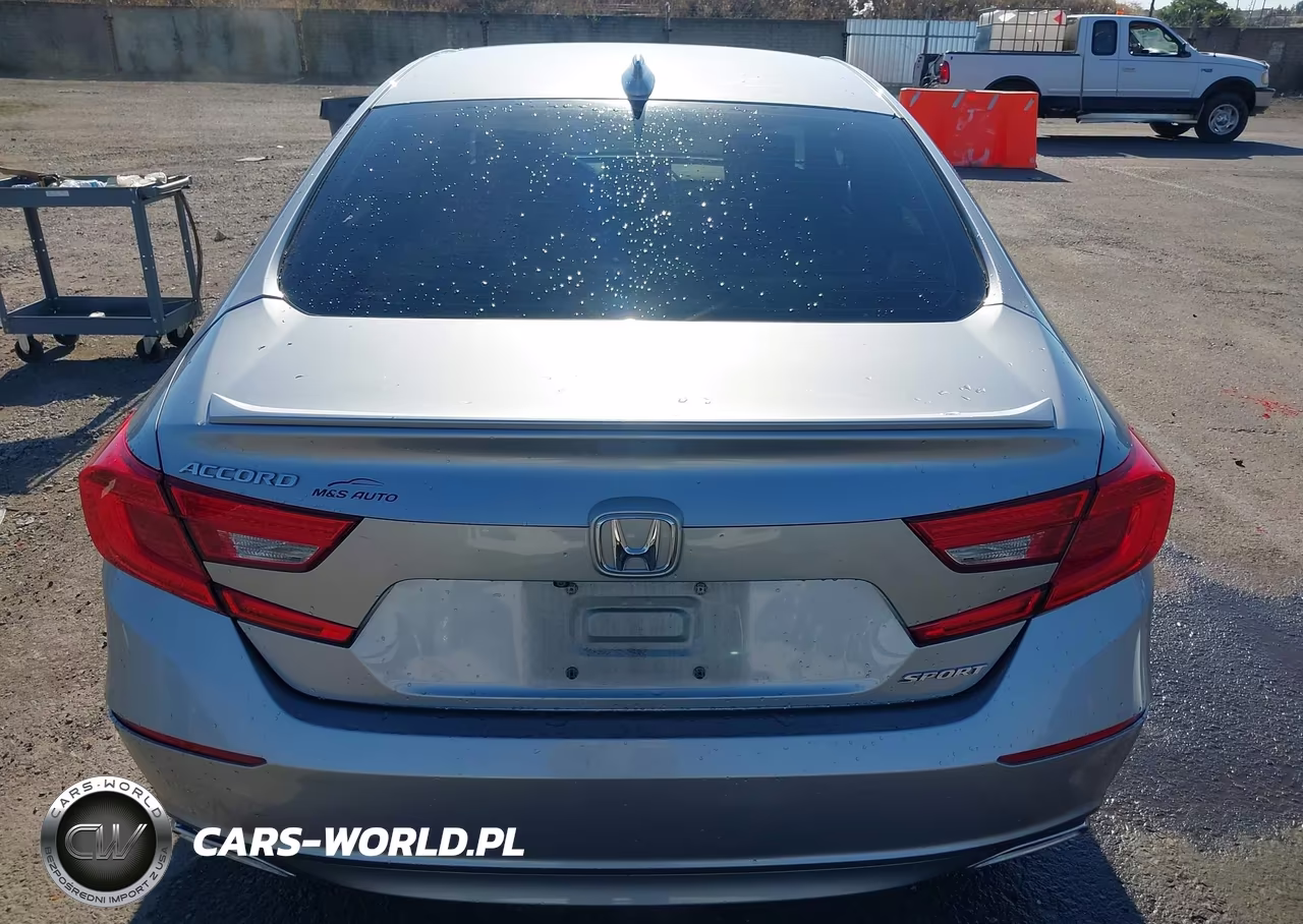 2018 Honda Accord Sport VIN:1HGCV1F32JA223725 - 16