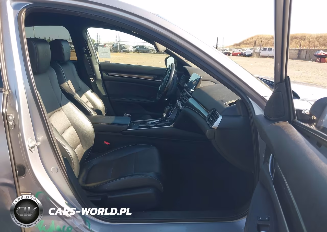 2018 Honda Accord Sport VIN:1HGCV1F32JA223725 - 5