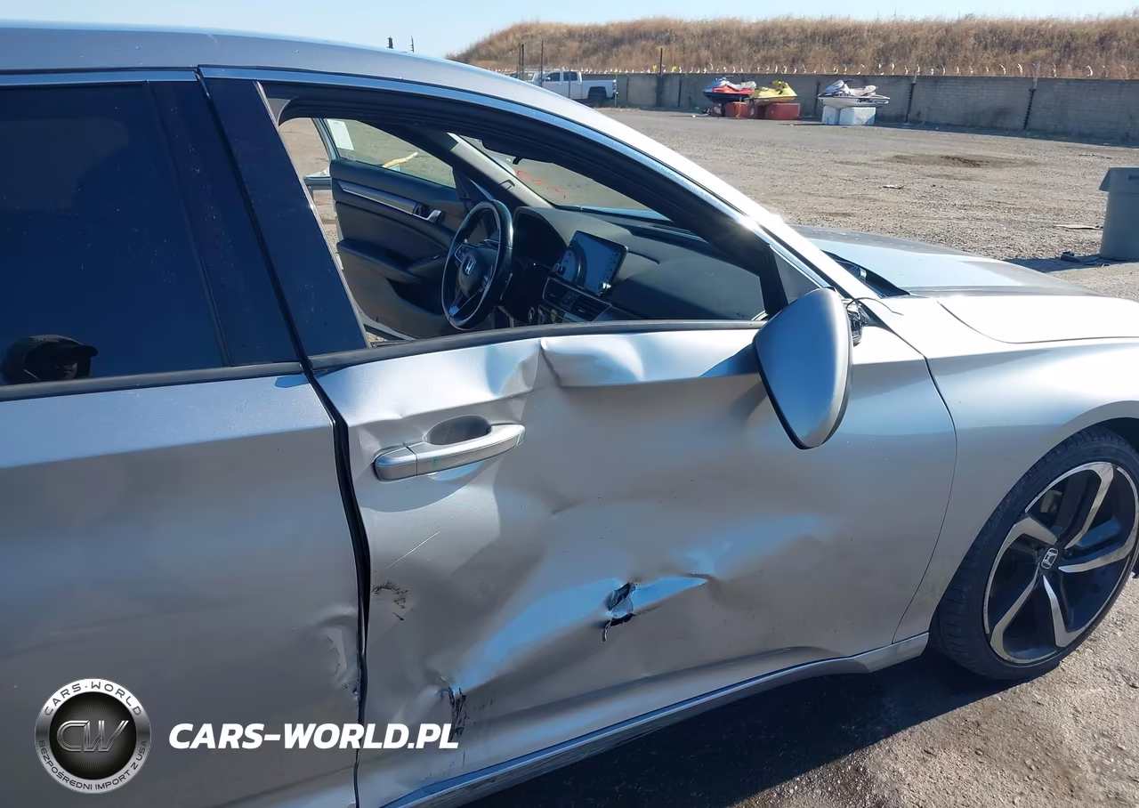 2018 Honda Accord Sport VIN:1HGCV1F32JA223725 - 6