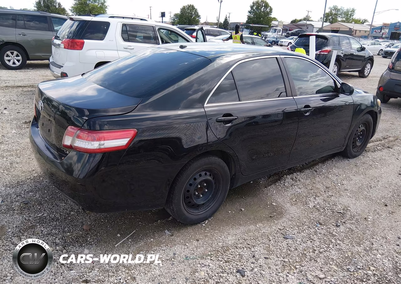 2010 Toyota Camry Le VIN:4T4BF3EK4AR085441 - 4