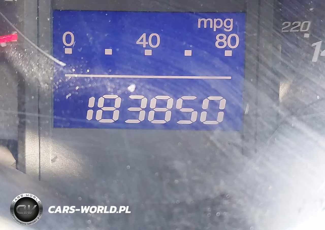 2010 Honda Fit Sport VIN:JHMGE8H41AC008287 - 12