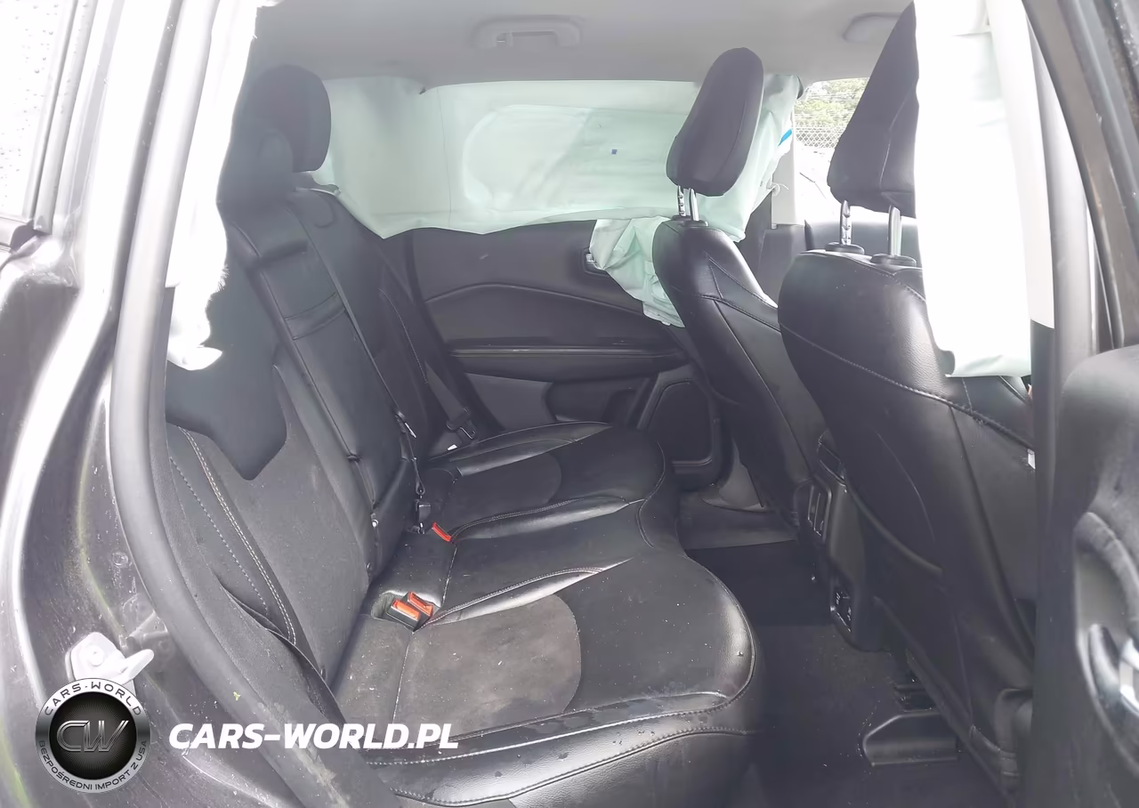 2019 Jeep Compass Latitude 4X4 VIN:3C4NJDBB5KT846879 - 8