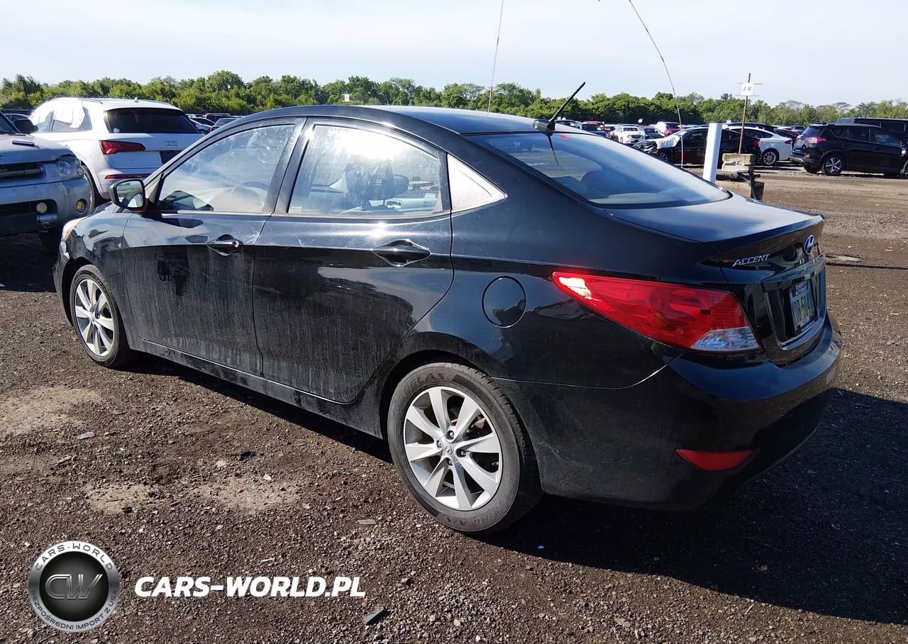 2012 Hyundai Accent Gls VIN:KMHCU4AEXCU261728 - 3