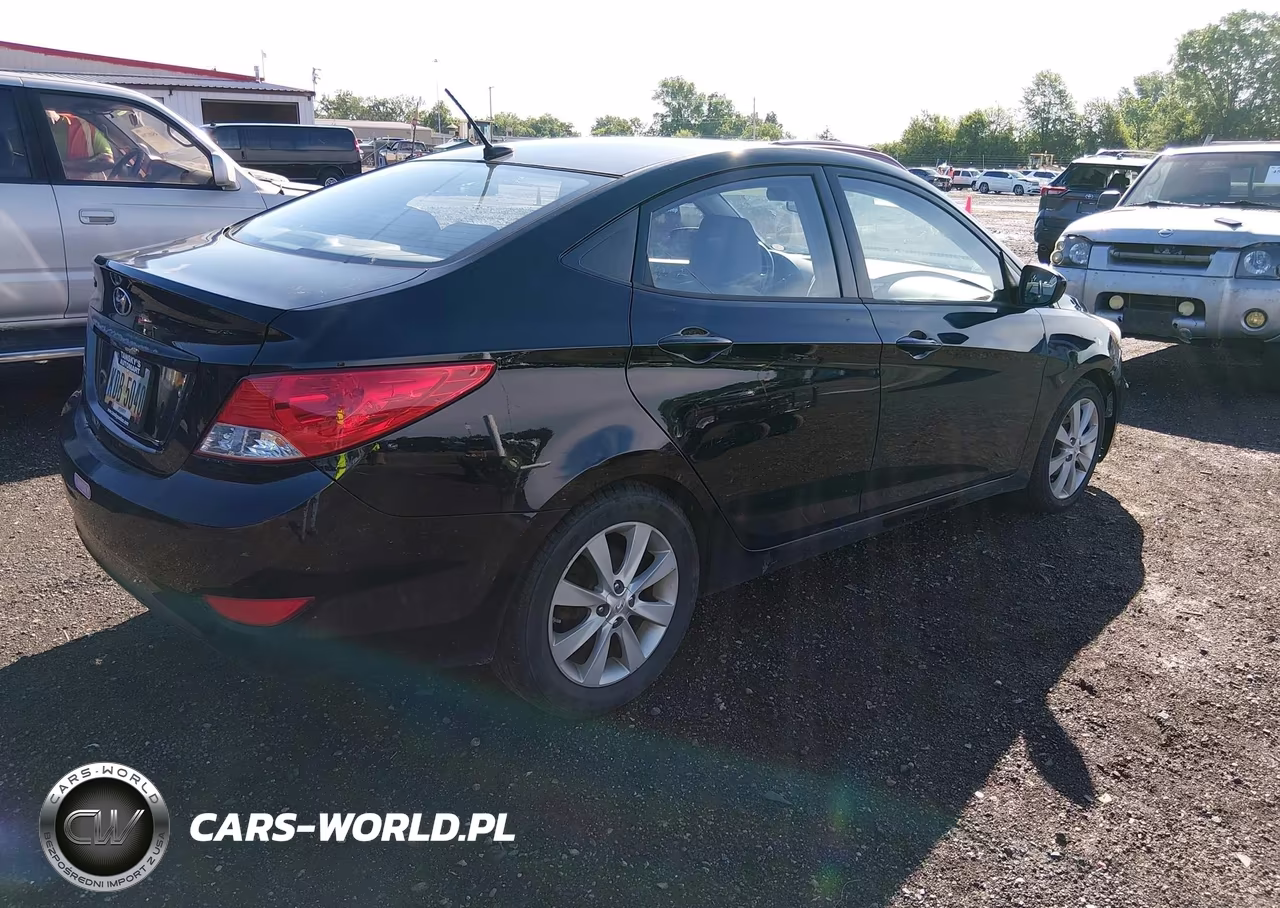 2012 Hyundai Accent Gls VIN:KMHCU4AEXCU261728 - 4