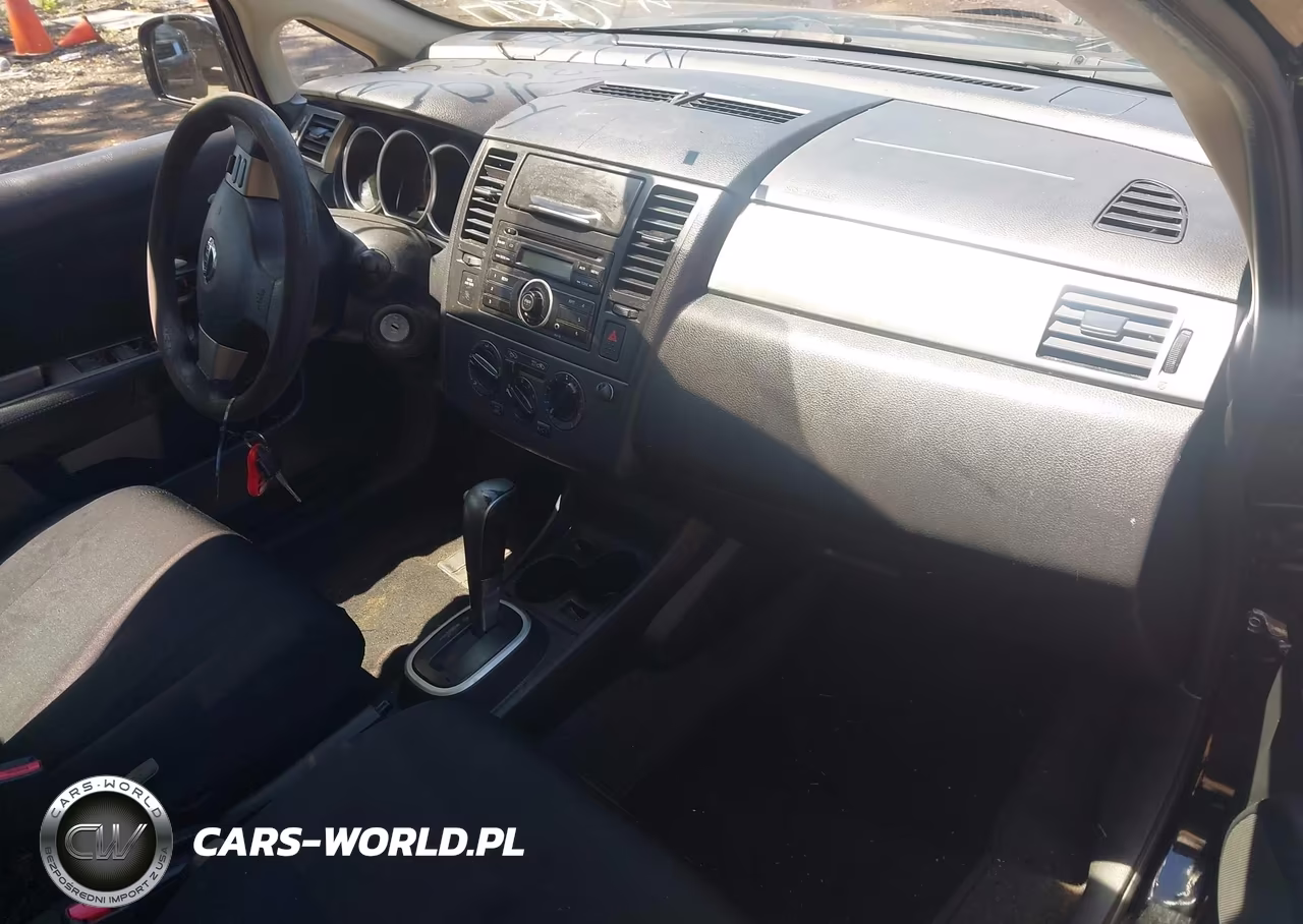 2010 Nissan Versa 1.8S VIN:3N1BC1CPXAL451541 - 5