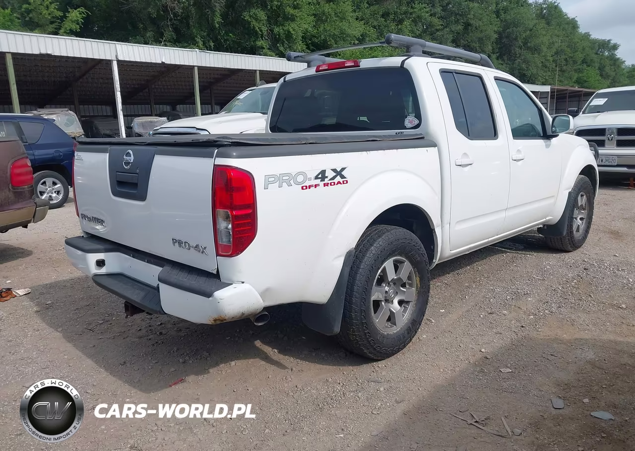 2011 Nissan Frontier Pro-4X VIN:1N6AD0EV7BC448232 - 4