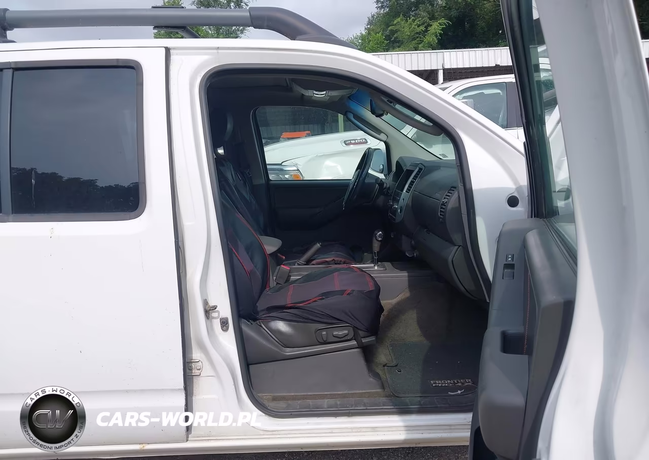2011 Nissan Frontier Pro-4X VIN:1N6AD0EV7BC448232 - 5
