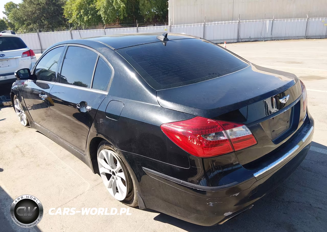 2013 Hyundai Genesis 3.8 VIN:KMHGC4DD6DU209926 - 3