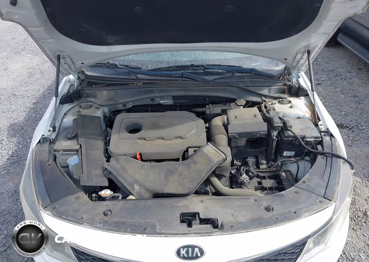 2018 Kia Optima Lx VIN:5XXGT4L34JG252899 - 10