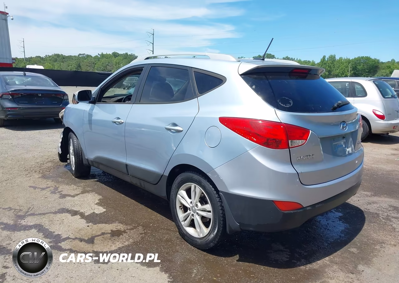 2013 Hyundai Tucson Gls VIN:KM8JU3AC2DU688824 - 3
