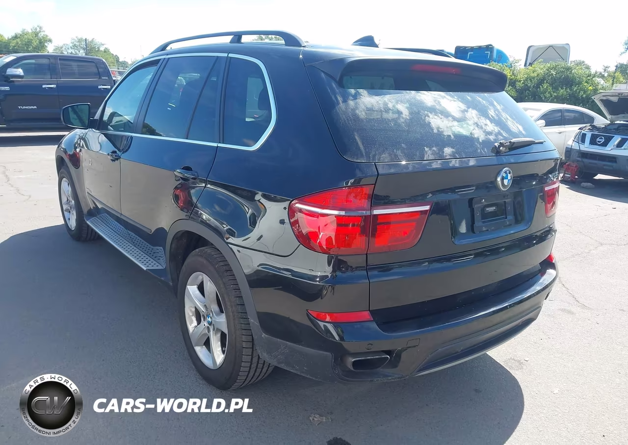 2012 BMW X5 xDrive50I VIN:5UXZV8C56CL425156 - 3
