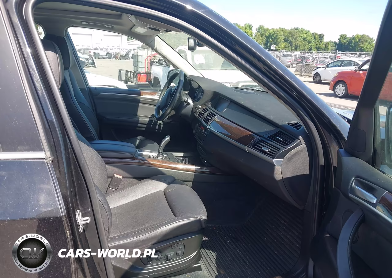 2012 BMW X5 xDrive50I VIN:5UXZV8C56CL425156 - 5