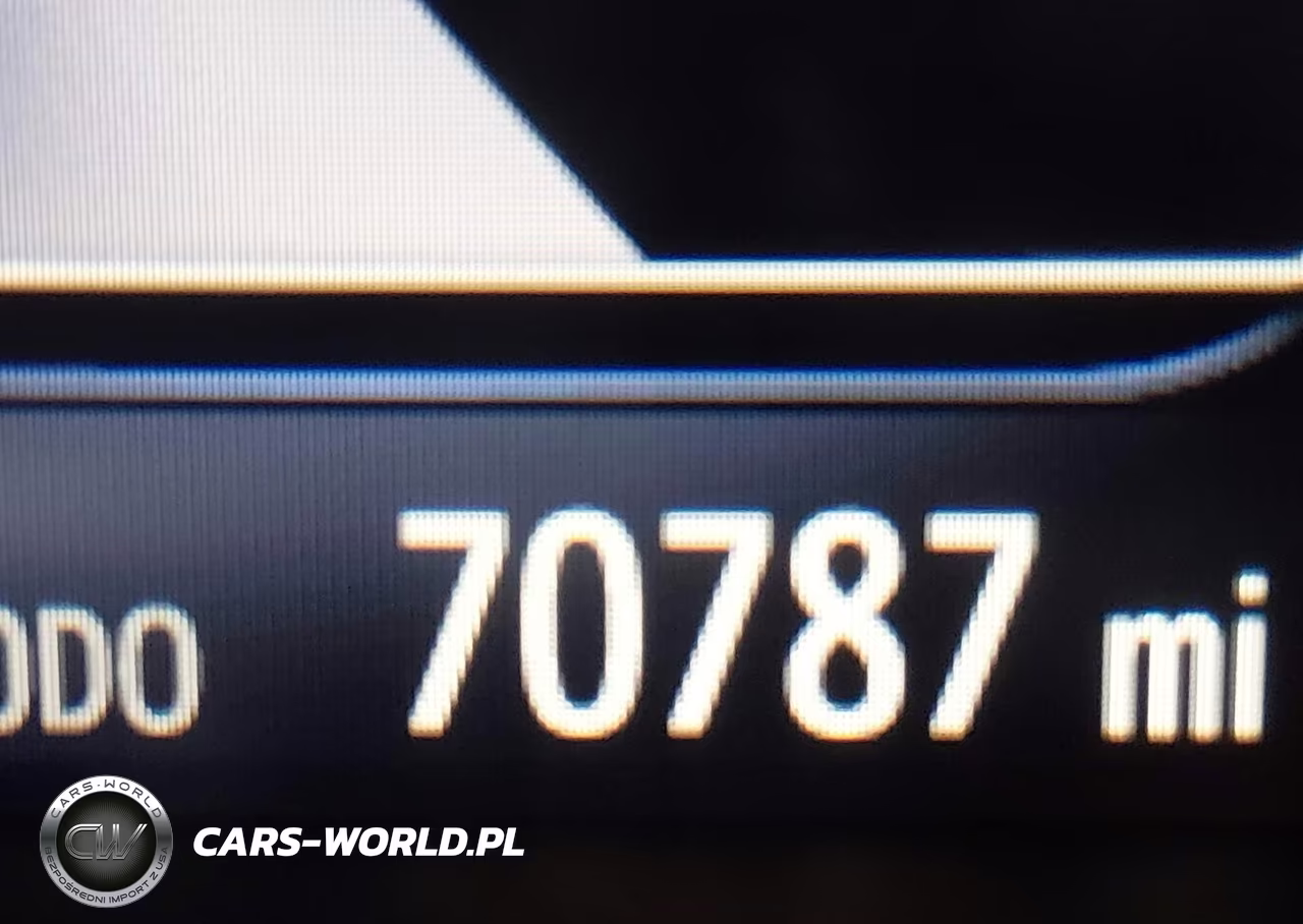 2017 Toyota Camry Le VIN:4T1BF1FK1HU367673 - 15