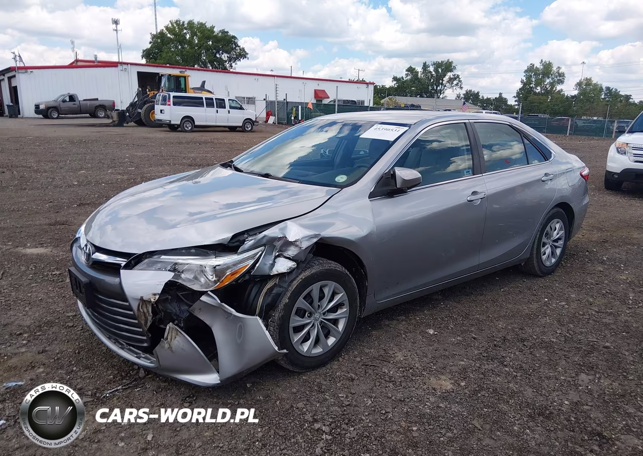 2017 Toyota Camry Le VIN:4T1BF1FK1HU367673 - 2