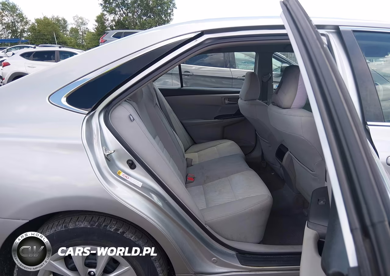 2017 Toyota Camry Le VIN:4T1BF1FK1HU367673 - 8