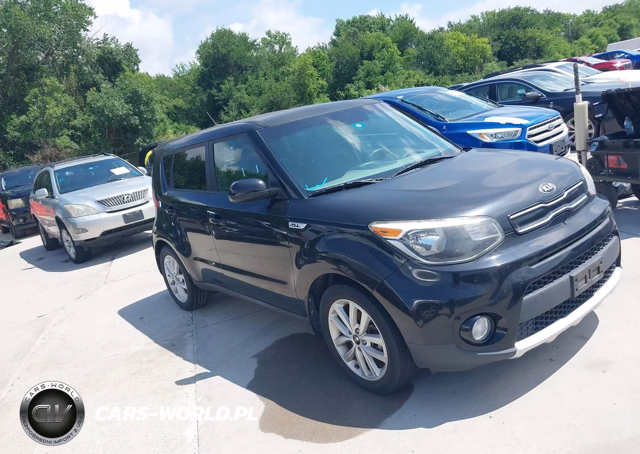 2018 Kia Soul + VIN:KNDJP3A53J7898629 - 13