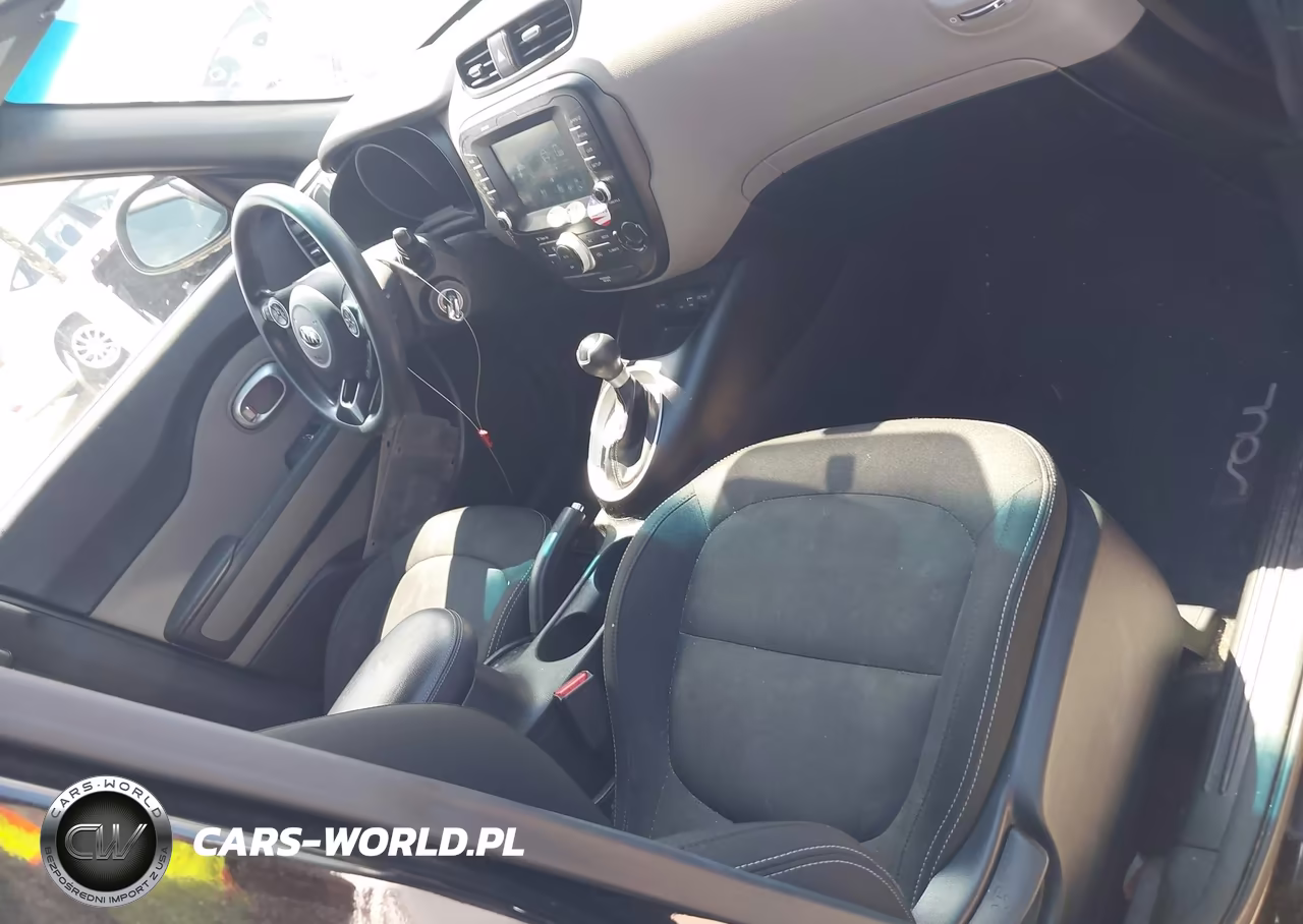 2018 Kia Soul + VIN:KNDJP3A53J7898629 - 5