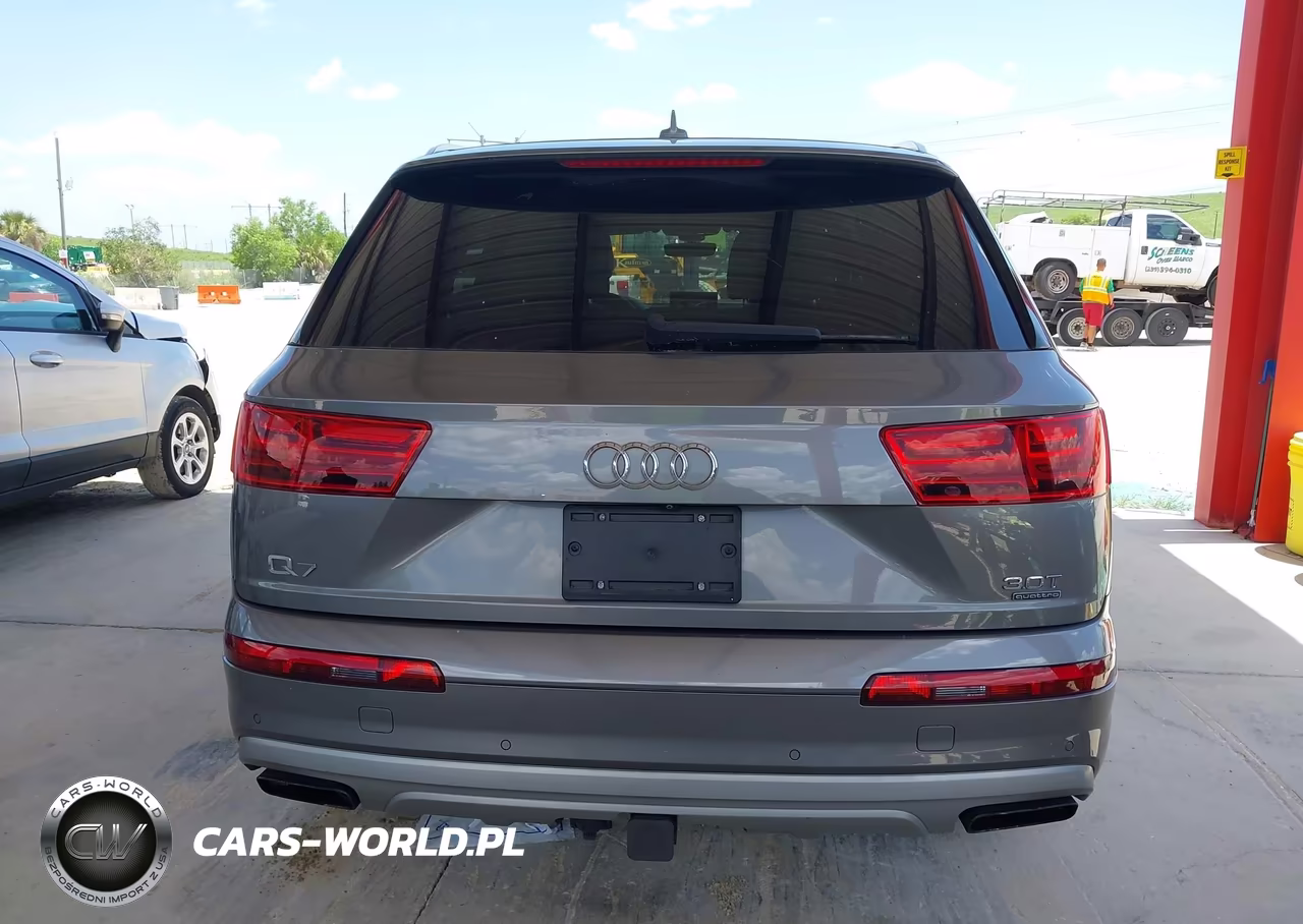 2018 Audi Q7 3.0T Premium VIN:WA1VAAF77JD030968 - 16