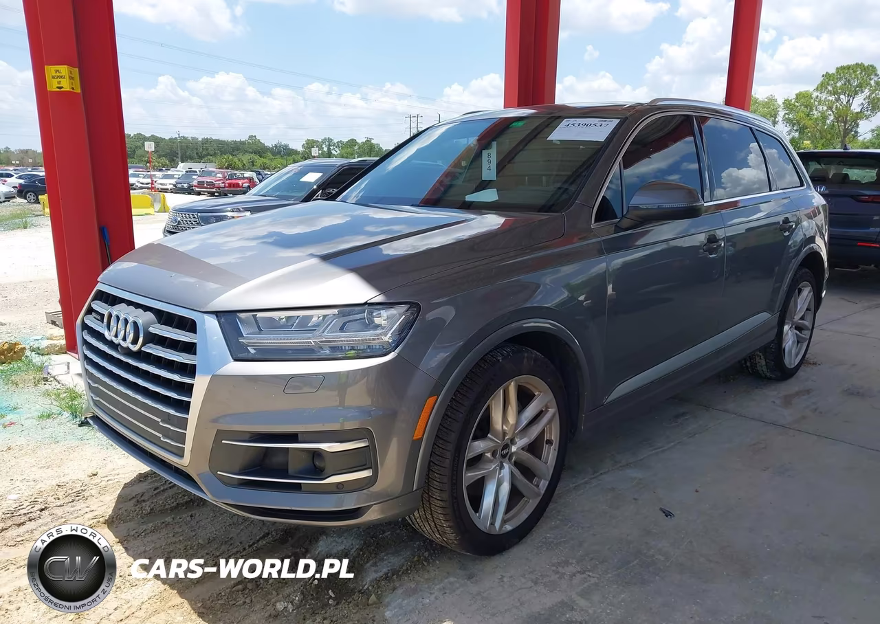 2018 Audi Q7 3.0T Premium VIN:WA1VAAF77JD030968 - 2