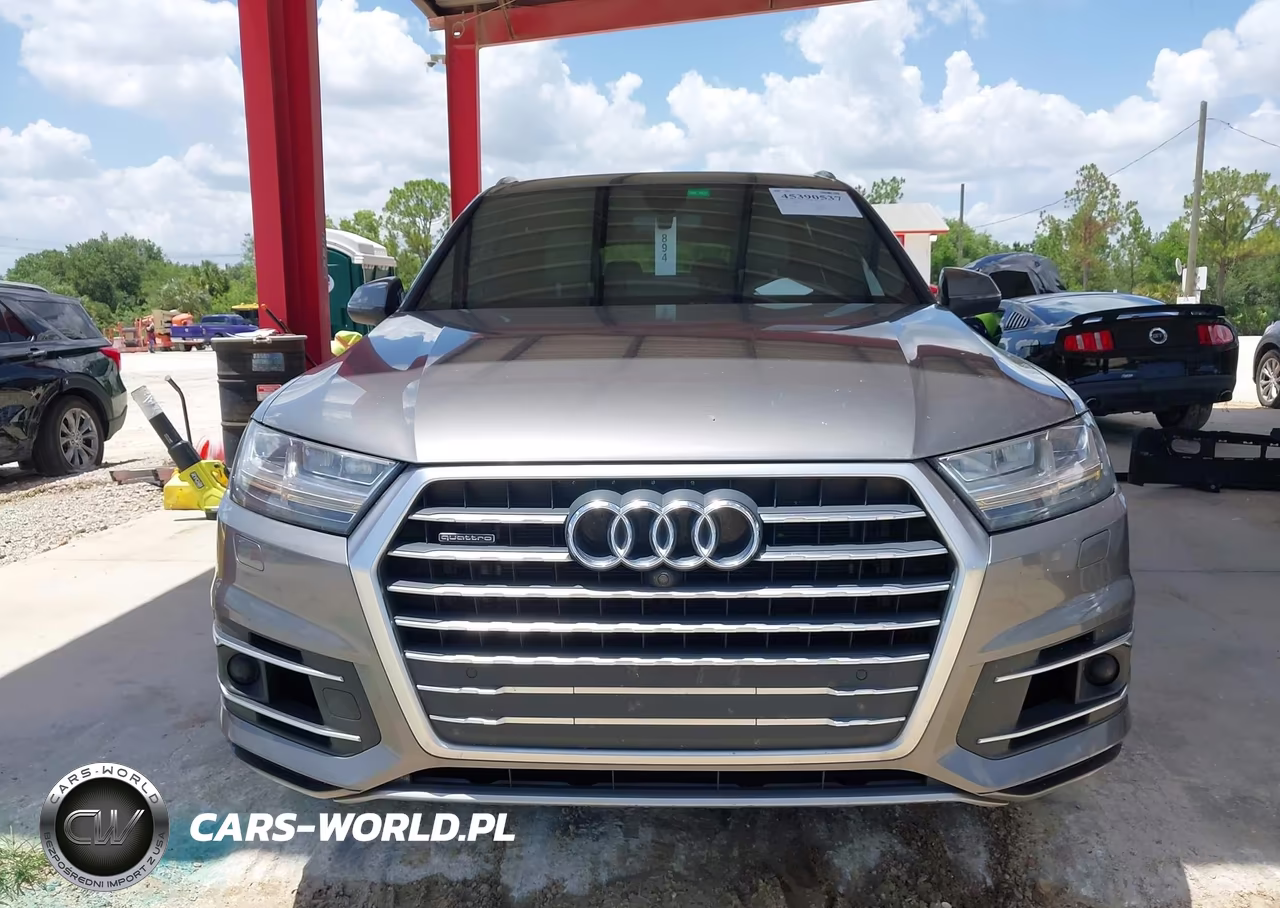 2018 Audi Q7 3.0T Premium VIN:WA1VAAF77JD030968 - 6