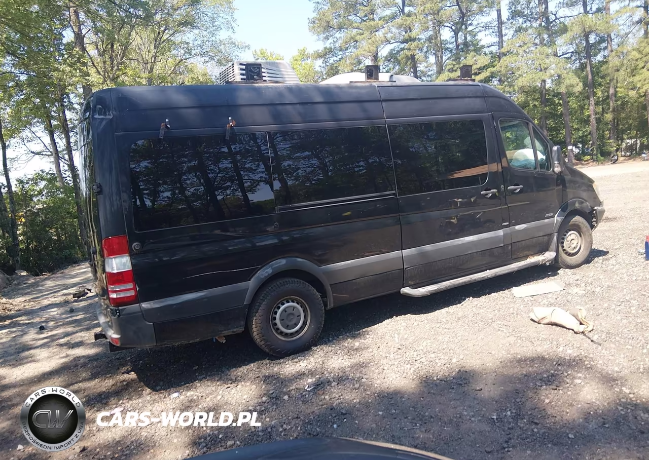 2013 Mercedes-Benz Sprinter 2500 High Roof VIN:WDZPE8CC0D5728446 - 4