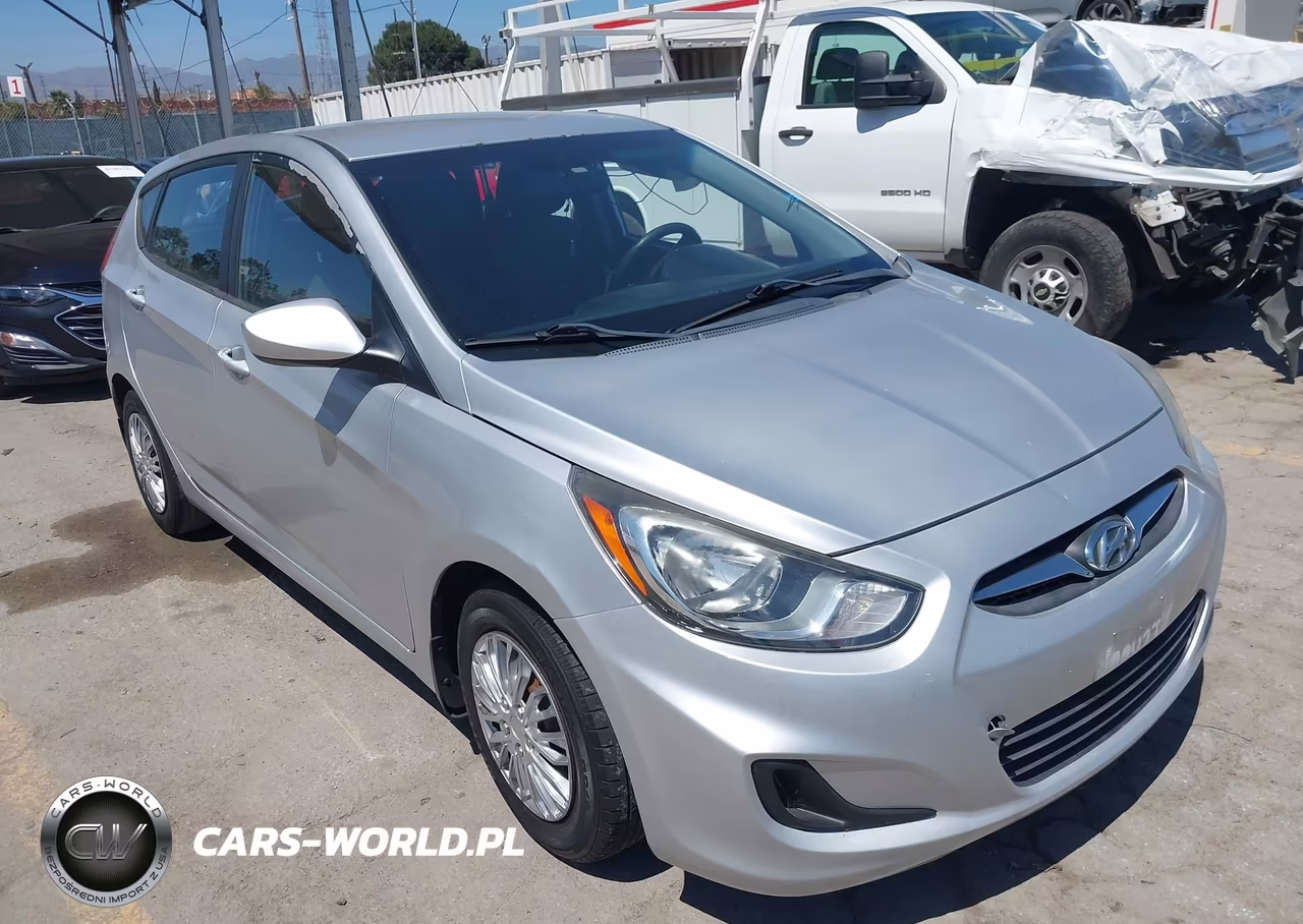 2013 Hyundai Accent Gs – zdjęcie 1 z 16
