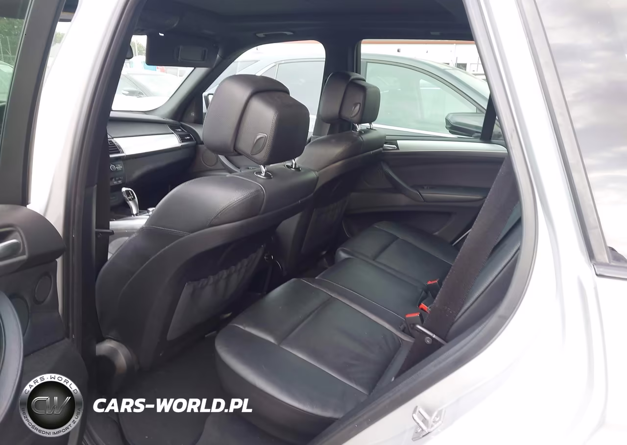 2013 BMW X5 xDrive50I VIN:5UXZV8C56D0C14853 - 8