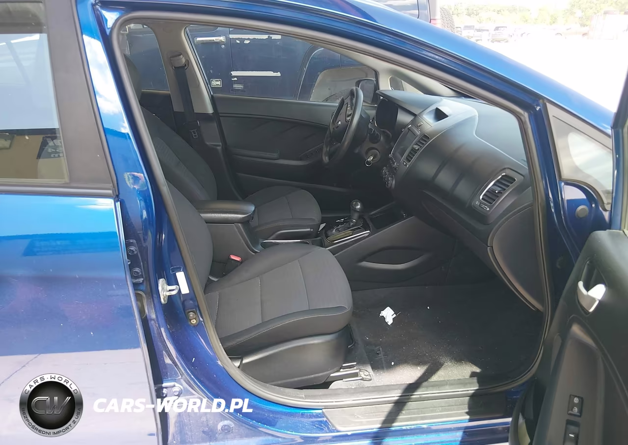 2018 Kia Forte Lx VIN:3KPFL4A75JE238486 - 5