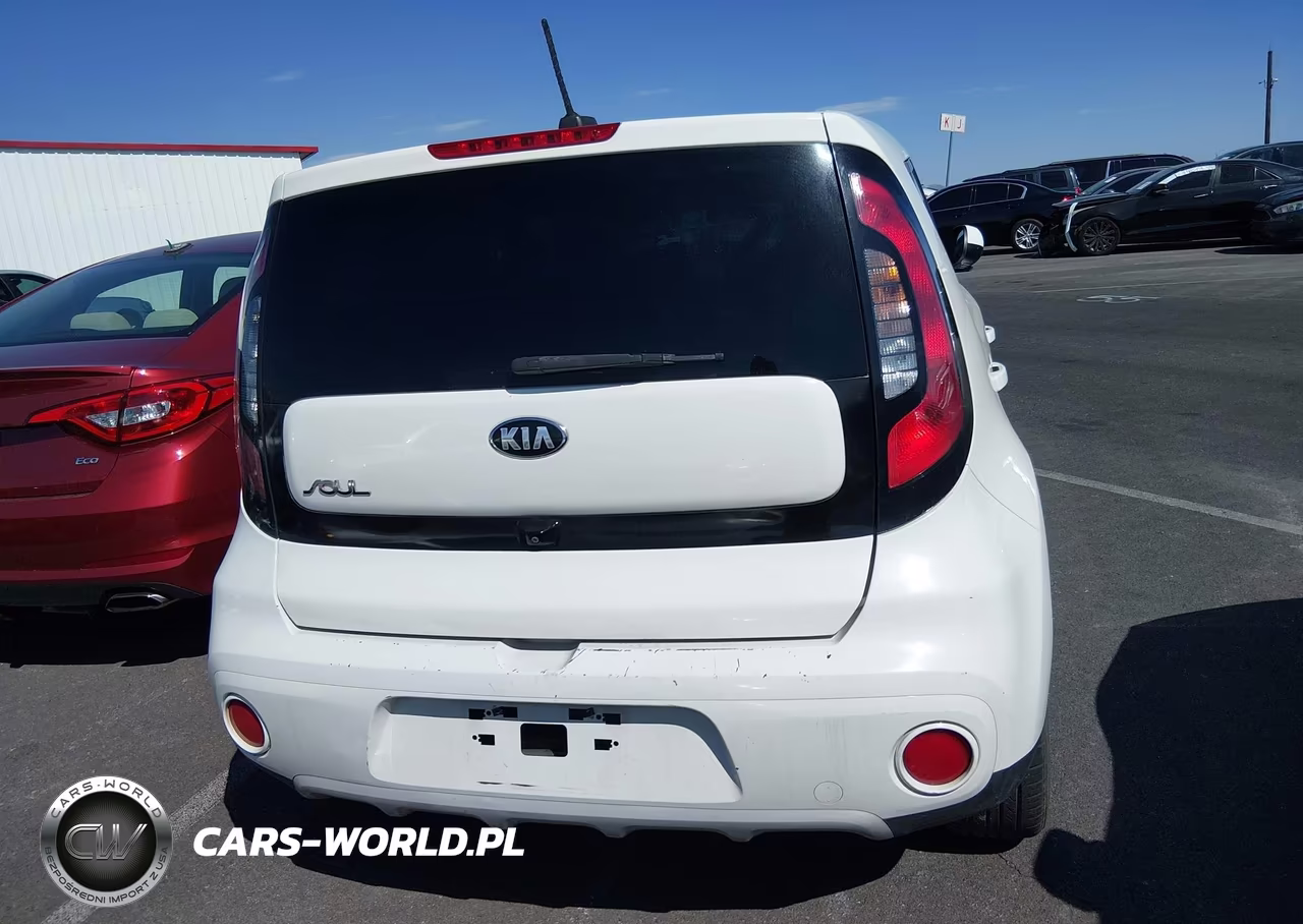 2019 Kia Soul + VIN:KNDJP3A5XK7670676 - 16