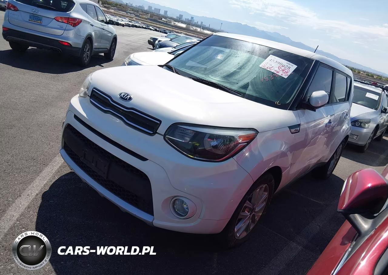 2019 Kia Soul + VIN:KNDJP3A5XK7670676 - 2