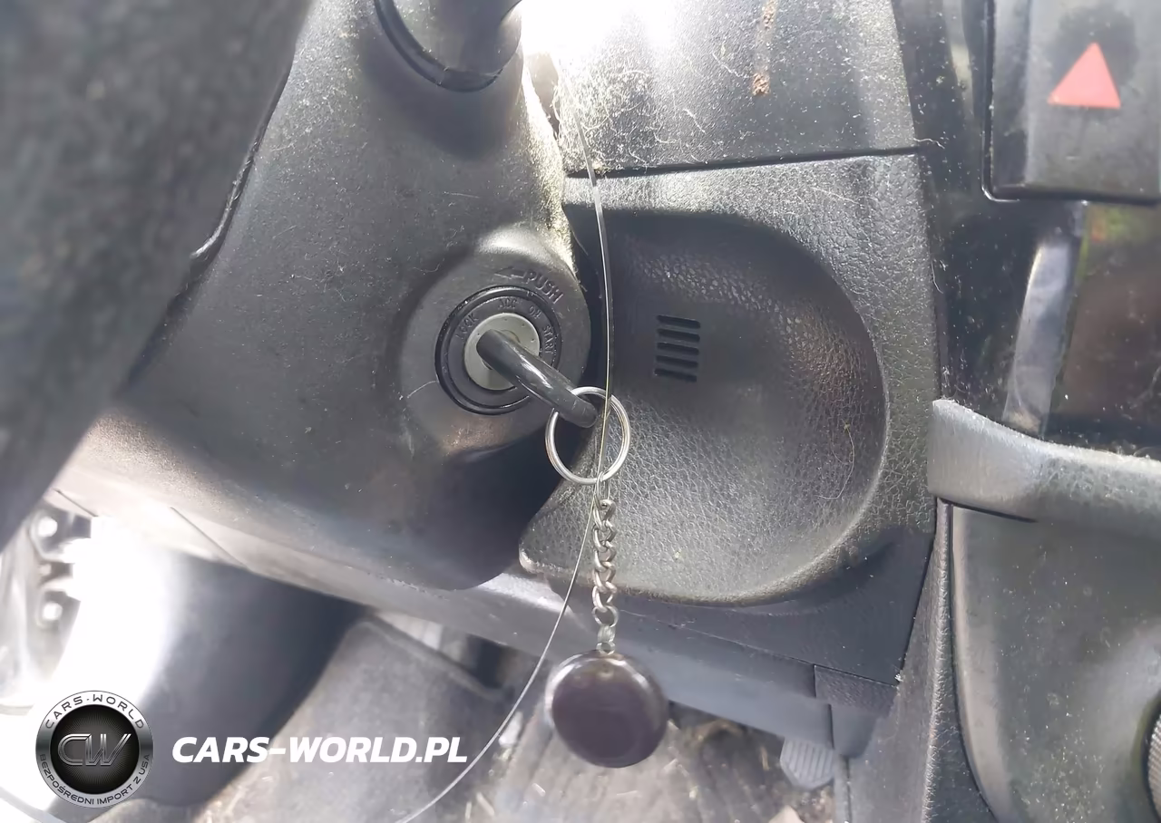 2014 Toyota Corolla L VIN:5YFBURHE2EP104651 - 11