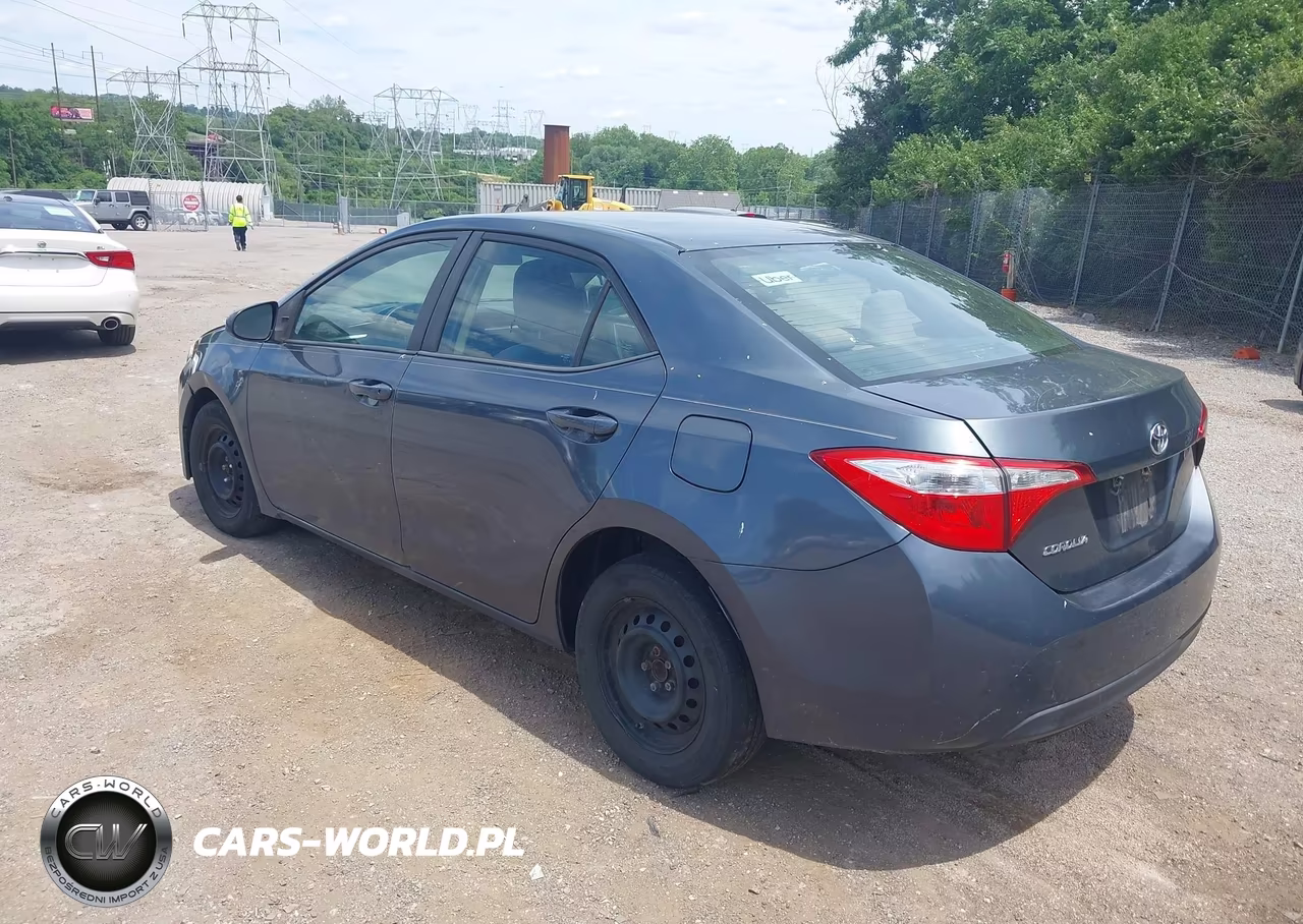 2014 Toyota Corolla L VIN:5YFBURHE2EP104651 - 3