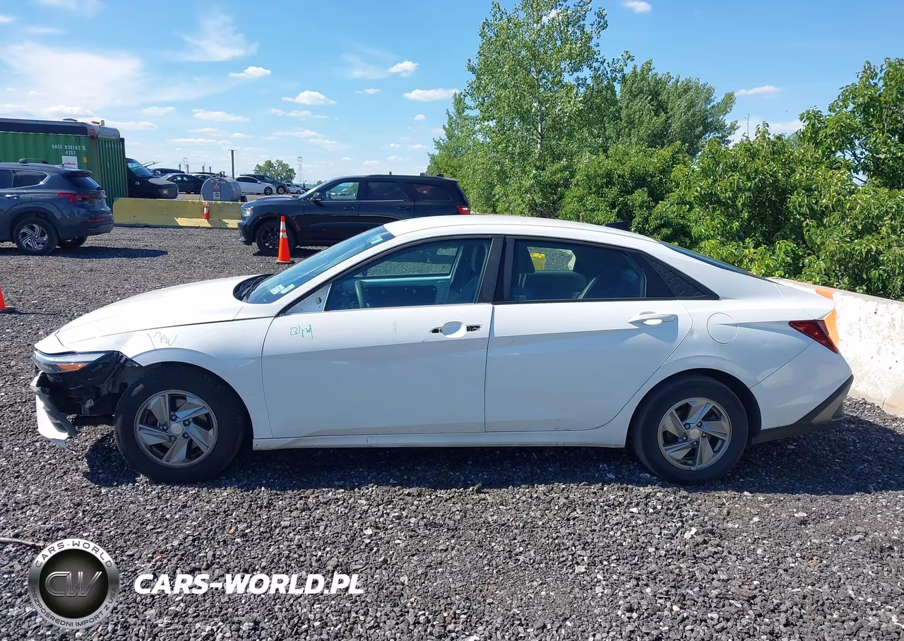 2024 Hyundai Elantra Se VIN:KMHLL4DG4RU653483 - 14
