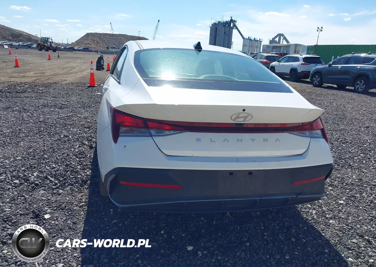 2024 Hyundai Elantra Se VIN:KMHLL4DG4RU653483 - 16