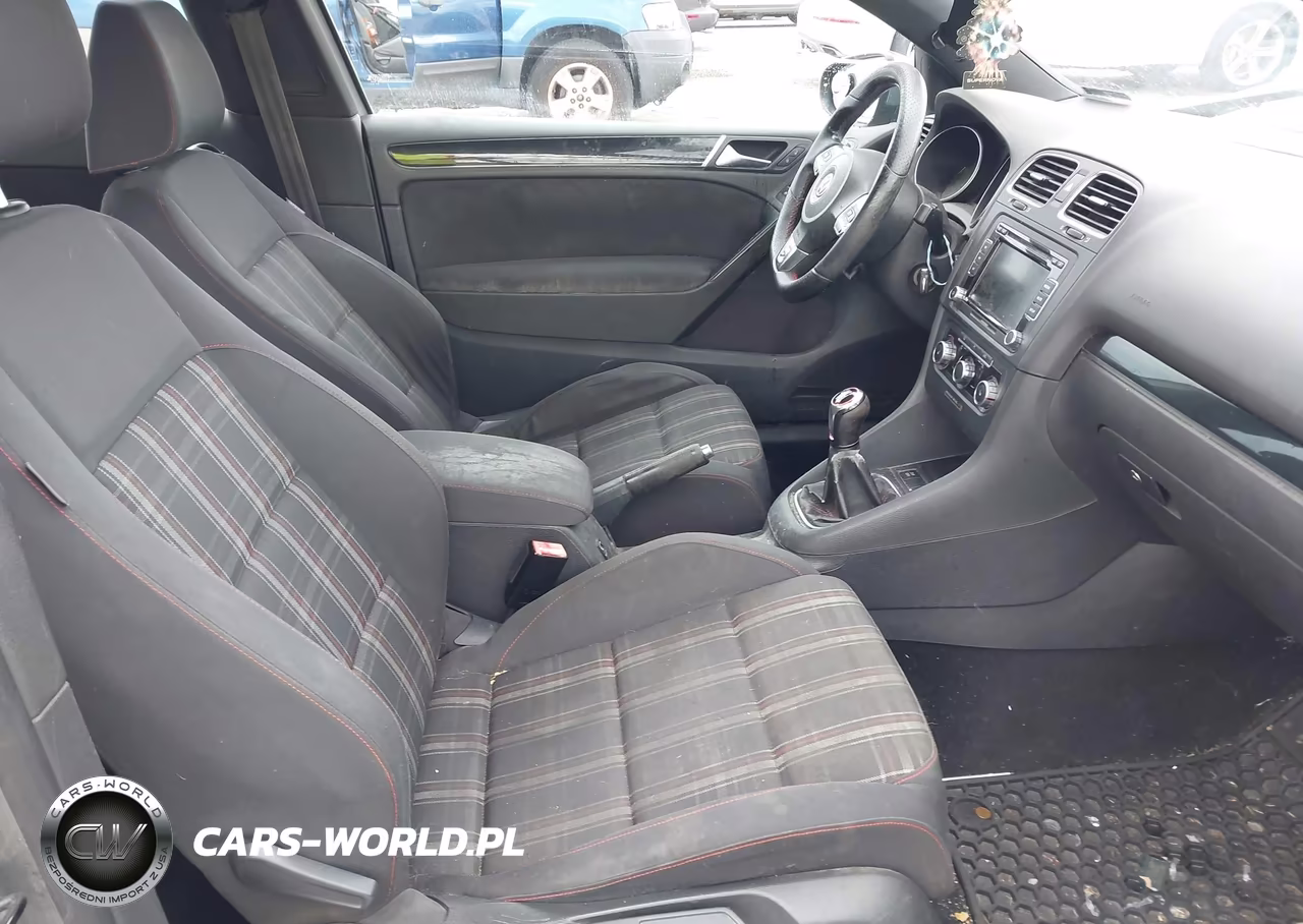 2010 Volkswagen Gti 2-Door VIN:WVWED7AJ1AW419967 - 5