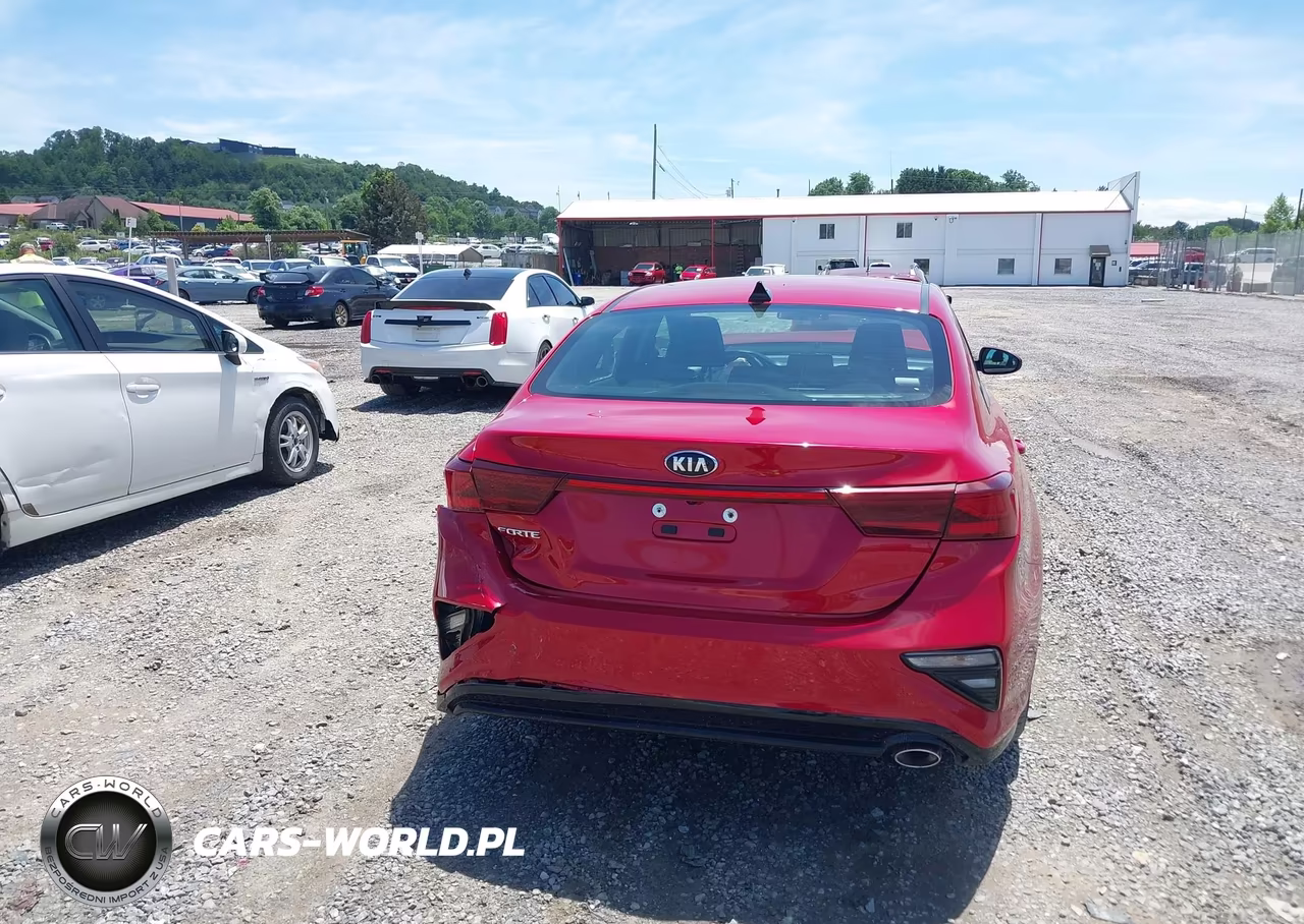 2021 Kia Forte Lxs VIN:3KPF24AD2ME361711 - 16