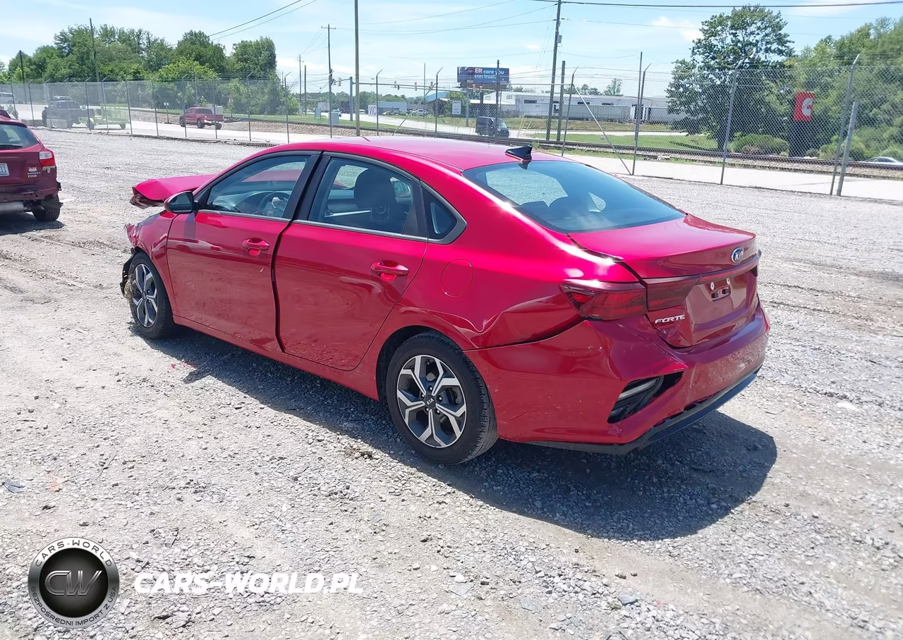 2021 Kia Forte Lxs VIN:3KPF24AD2ME361711 - 3