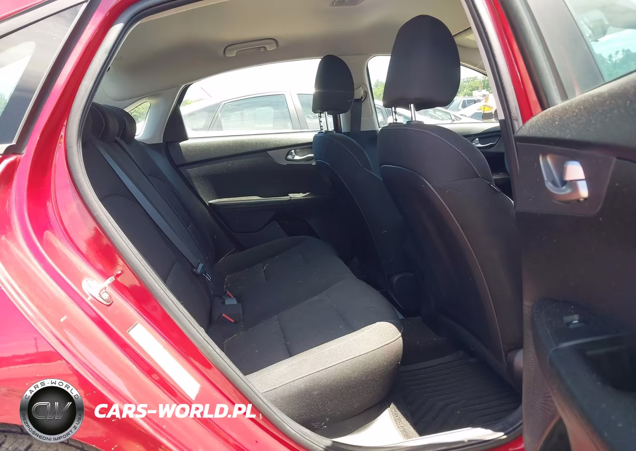 2021 Kia Forte Lxs VIN:3KPF24AD2ME361711 - 8