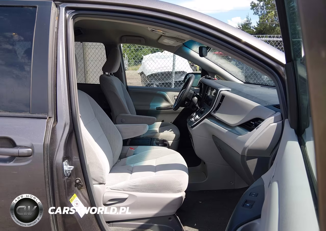 2016 Toyota Sienna Le 8 Passenger VIN:5TDKK3DC1GS711299 - 5