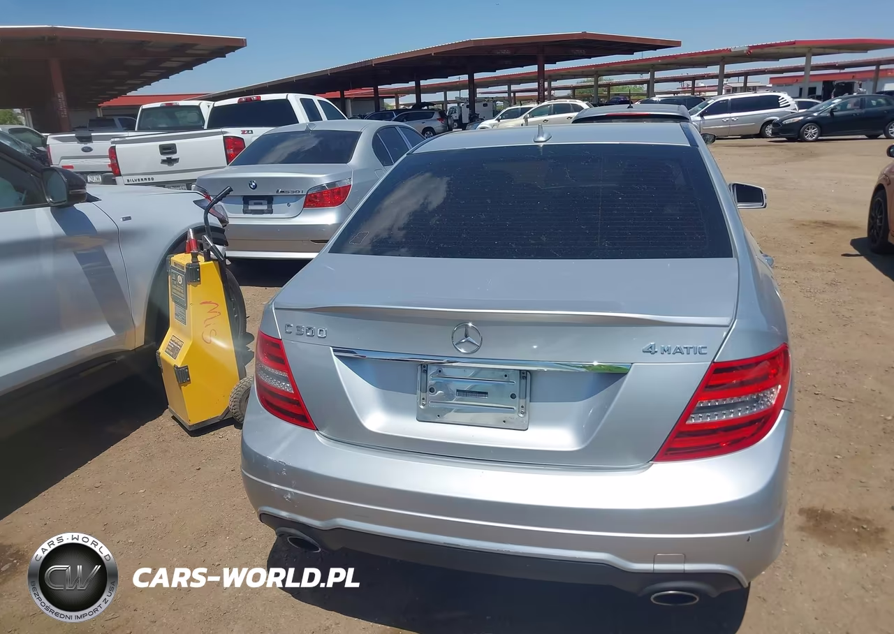 2013 Mercedes-Benz C 300 Sport 4Matic VIN:WDDGF8AB8DG108817 - 16