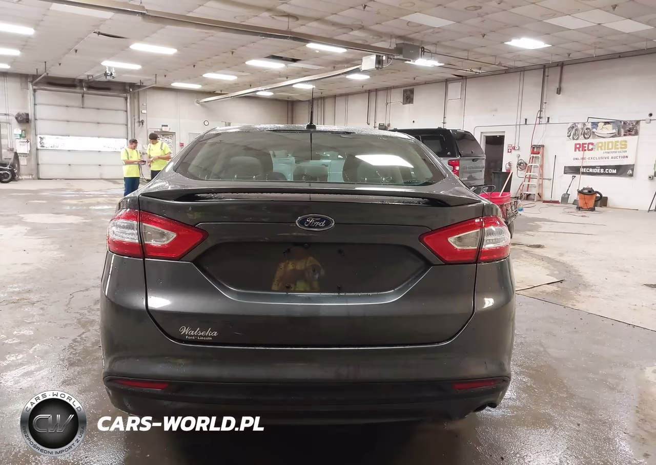 2016 Ford Fusion S VIN:3FA6P0G79GR186663 - 17