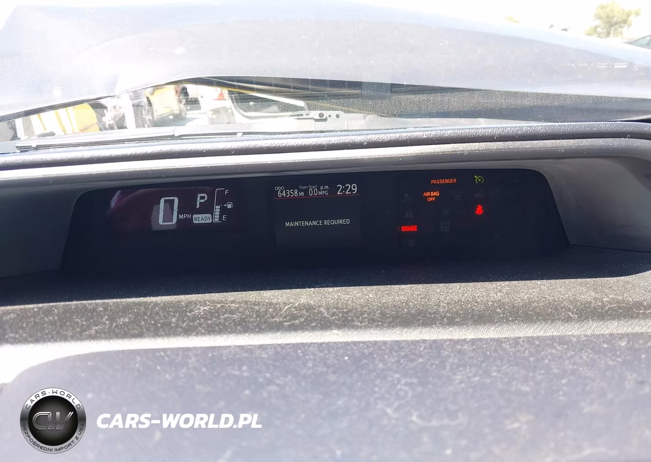 2015 Toyota Prius C Two VIN:JTDKDTB30F1101368 - 7