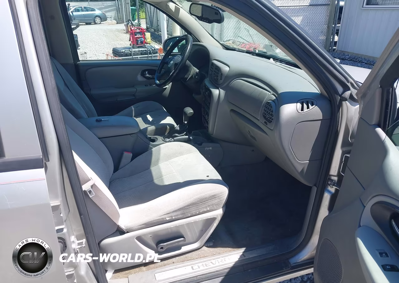 2007 Chevrolet Trailblazer Lt VIN:1GNDT13SX72218139 - 5