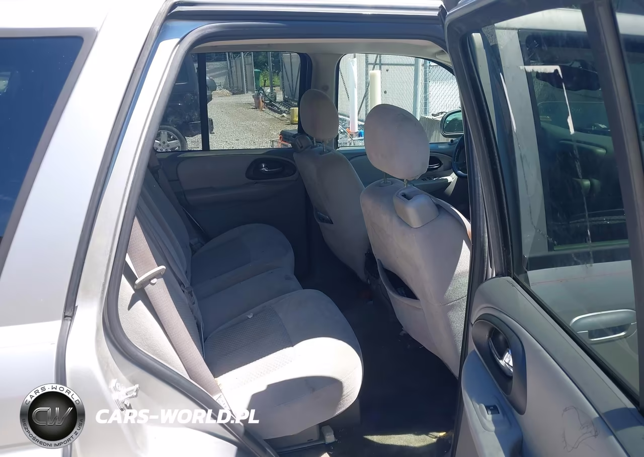 2007 Chevrolet Trailblazer Lt VIN:1GNDT13SX72218139 - 8