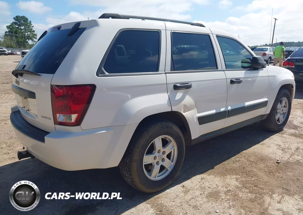 2005 Jeep Grand Cherokee Laredo VIN:1J4HR48N45C691422 - 4