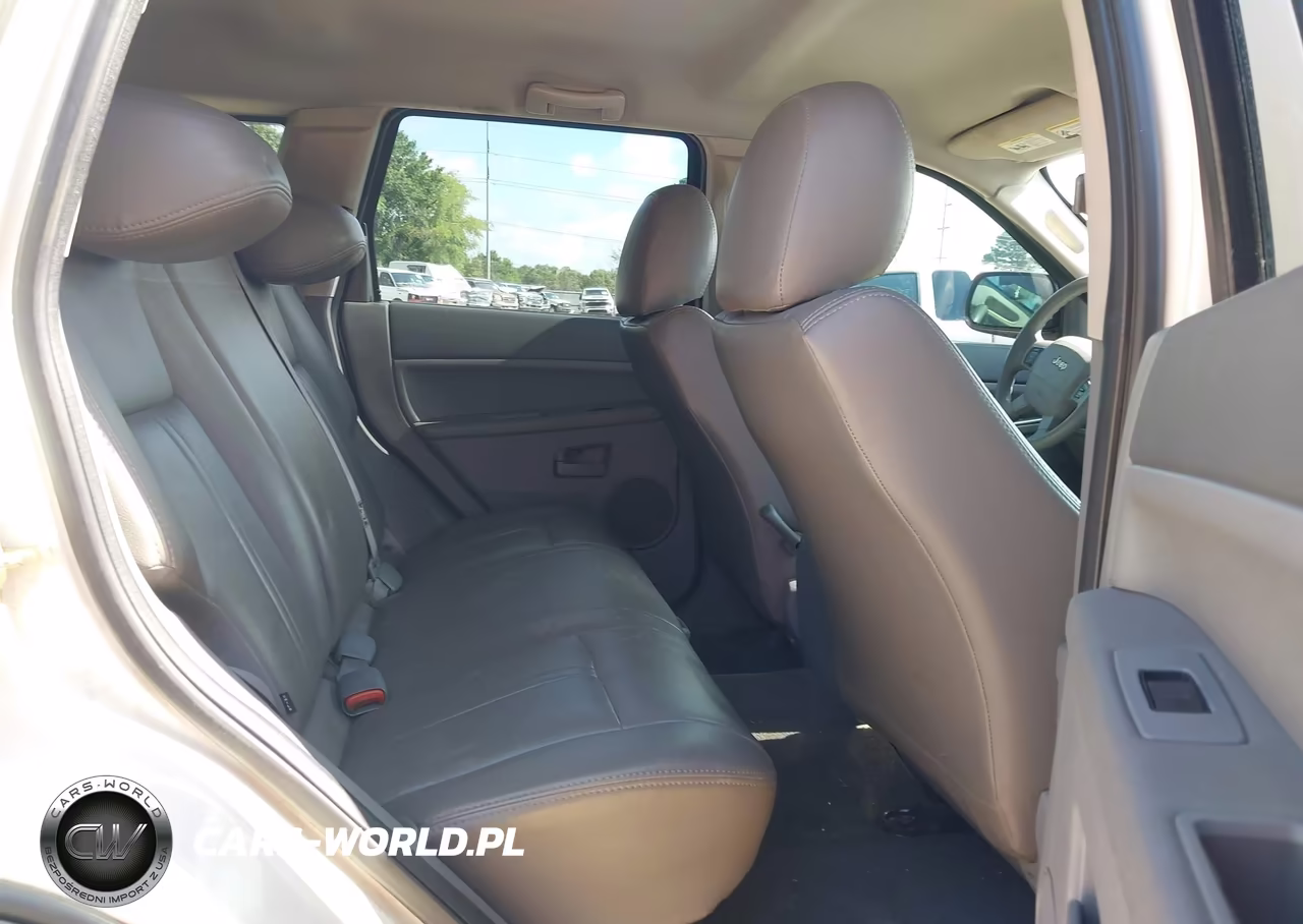 2005 Jeep Grand Cherokee Laredo VIN:1J4HR48N45C691422 - 8