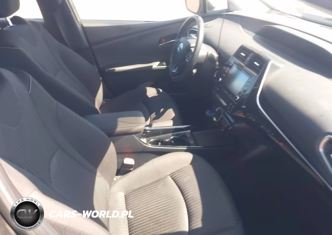 2021 Toyota Prius Prime Le VIN:JTDKAMFP9M3176566 - 5