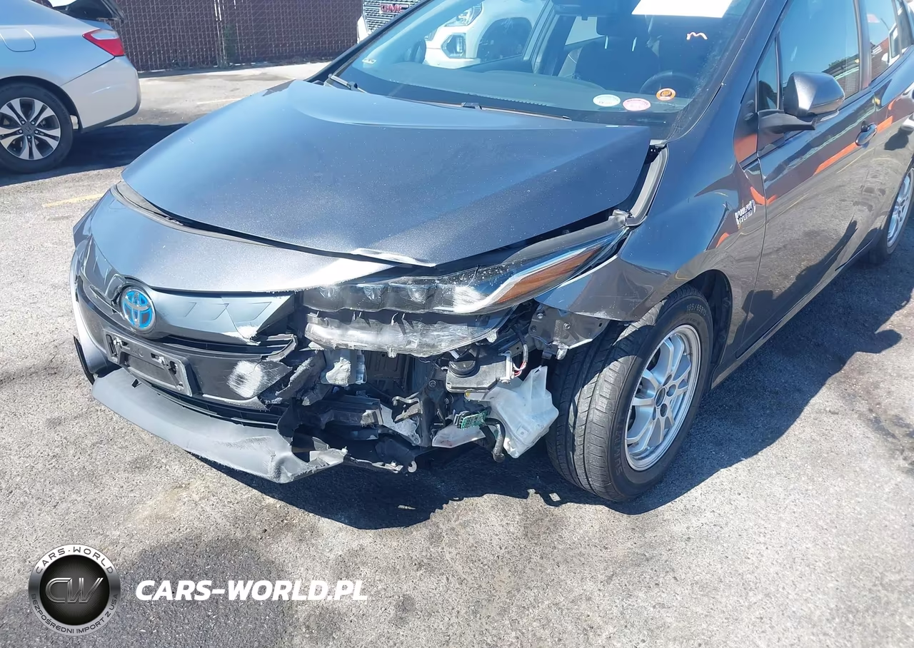 2021 Toyota Prius Prime Le VIN:JTDKAMFP9M3176566 - 6