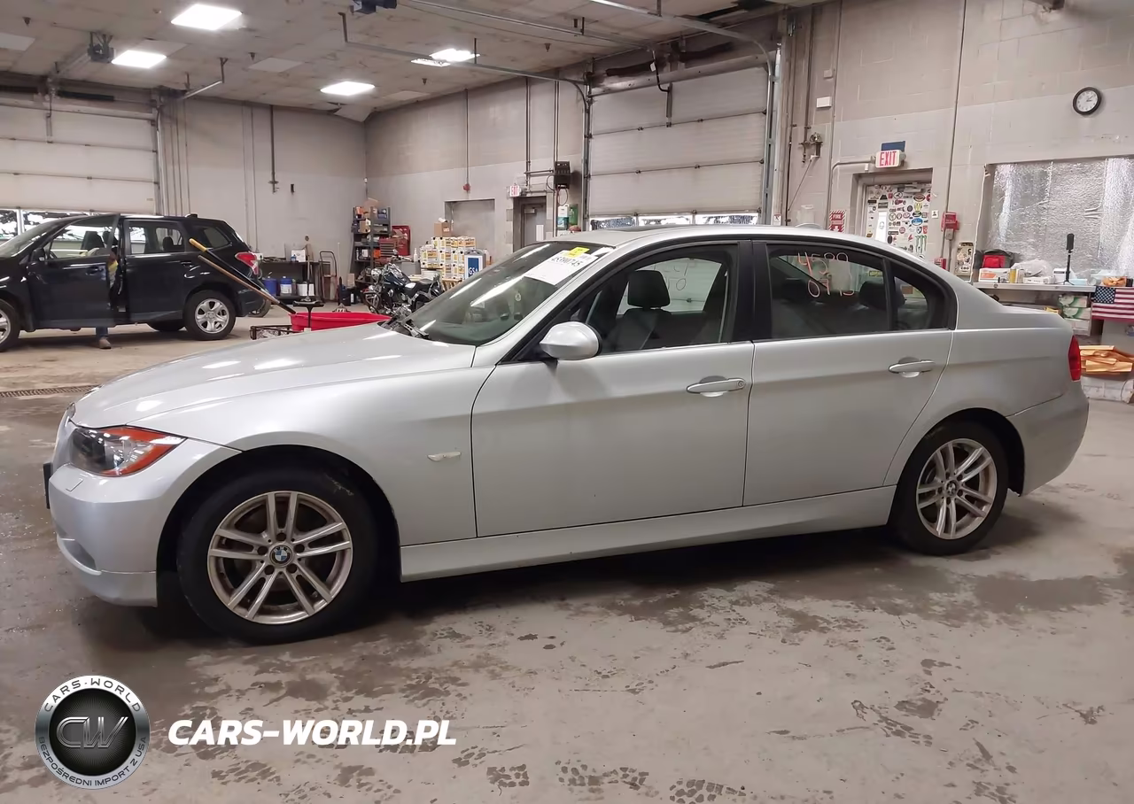 2007 BMW 328Xi VIN:WBAVC73517KP32615 - 14