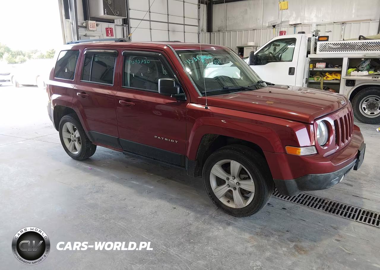 2016 Jeep Patriot Latitude – zdjęcie 1 z 11